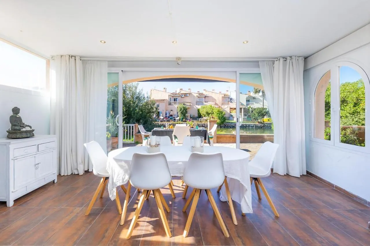 Апартаменты Alcudia House Порто де Алькудиа